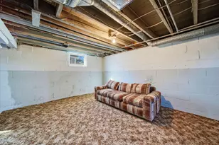 409 Bates St, Jackson, MI 49202 - Photo 24