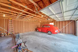 409 Bates St, Jackson, MI 49202 - Photo 36