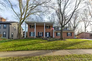 2735 Barfield Dr SE, Grand Rapids, MI 49546 - Photo 1
