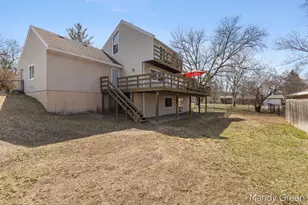 810 W South St, Greenville, MI 48838 - Photo 4