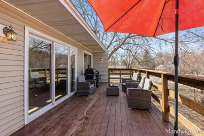 810 W South Street, Greenville, MI 48838 - Photo 28