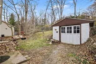 1902 Greenlawn Ave, Kalamazoo, MI 49006 - Photo 18