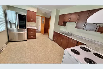 2620 Botham Court, Saint Joseph, MI 49085 - Photo 8