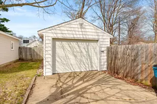 1427 Southern Ave, Kalamazoo, MI 49001 - Photo 4