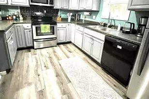 112 Alexander St, Bangor, MI 49013 - Photo 4
