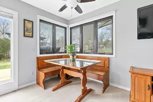 1605 Meadowbrook Ln, Portage, MI 49024 - Photo 10