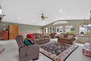 7596 Wadding Dr, Onsted, MI 49265 - Photo 12