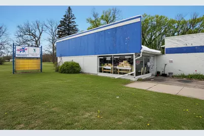 316 W Parkdale Avenue, Manistee, MI 49660 - Photo 1