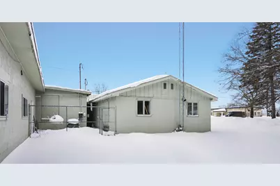 316 W Parkdale Avenue, Manistee, MI 49660 - Photo 28