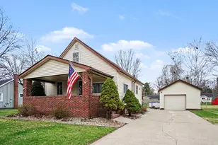 58 Sherman St, Coldwater, MI 49036 - Photo 1