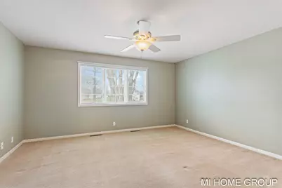 319 Winter Oak E, Holland, MI 49424 - Photo 32