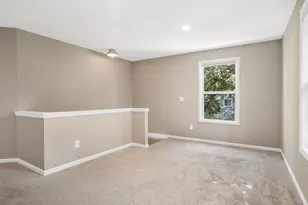 6044 Davison Rd, Burton, MI 48509 - Photo 16