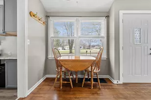 522 Lake Blvd, Paw Paw, MI 49079 - Photo 6