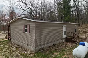 460 Seaman Rd, Wellston, MI 49689 - Photo 2