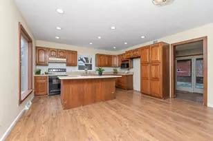 2506 S 4th St, Kalamazoo, MI 49009 - Photo 4