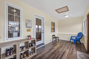 25 N Oceana Dr, Shelby, MI 49455 - Photo 4