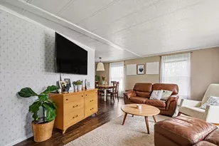 315 Mc Cumber St, Buchanan, MI 49107 - Photo 2