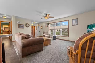 6877 Rowley Dr, Osseo, MI 49266 - Photo 36