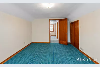 119 Vanderveen Avenue, Holland, MI 49424 - Photo 36