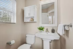 6346 Wood Hollow Dr, Kalamazoo, MI 49009 - Photo 4