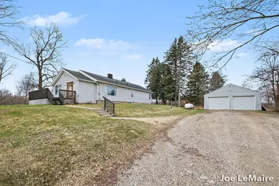 6251 Ashley Avenue NE, Belding, MI 48809 - Photo 2