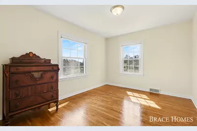 119 Bristol Avenue NW, Grand Rapids, MI 49504 - Photo 18