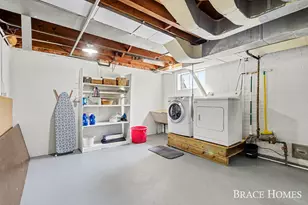 119 Bristol Ave NW, Grand Rapids, MI 49504 - Photo 26