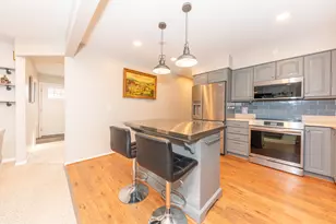 1075 Harold Cir, Ann Arbor, MI 48103 - Photo 10