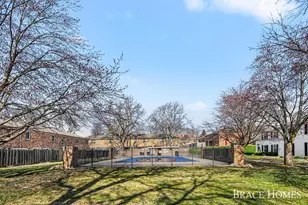 2466 Cranden Dr SE, Grand Rapids, MI 49506 - Photo 18