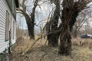 5947 Vermont St, Detroit, MI 48208 - Photo 2