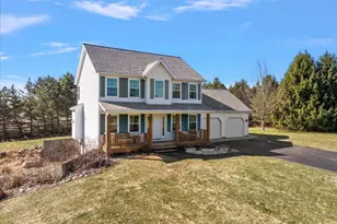 12880 Jordan Meadows Ct NE, Lowell, MI 49331 - Photo 4