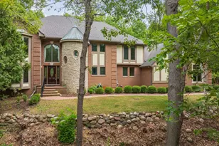 1260 Silverbell Rd, Rochester, MI 48306 - Photo 2
