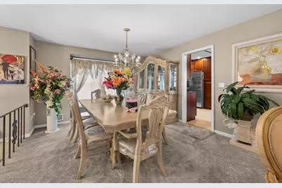 4376 Knightsbridge Lane, West Bloomfield, MI 48323 - Photo 8