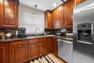 4376 Knightsbridge Lane, West Bloomfield, MI 48323 - Photo 14