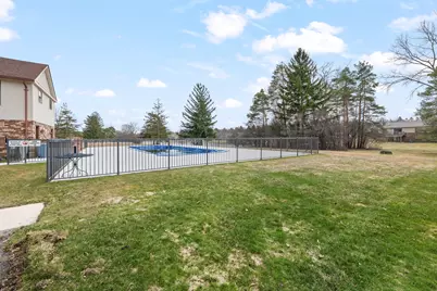 4376 Knightsbridge Lane, West Bloomfield, MI 48323 - Photo 42