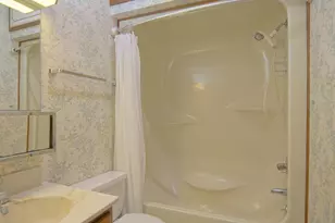 10749 Kings Ln, Berrien Springs, MI 49103 - Photo 12