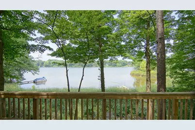 10749 Kings Lane, Berrien Springs, MI 49103 - Photo 4
