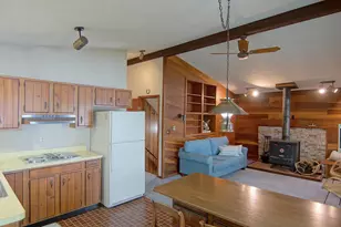 10749 Kings Ln, Berrien Springs, MI 49103 - Photo 10