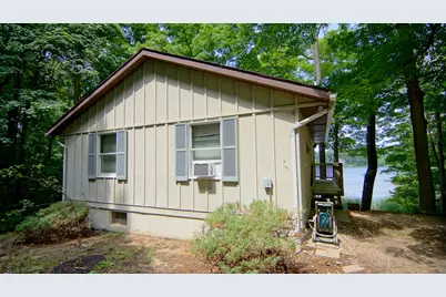 10749 Kings Lane, Berrien Springs, MI 49103 - Photo 24