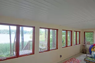 10749 Kings Ln, Berrien Springs, MI 49103 - Photo 16