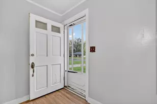 206 Pleasantview Dr, Battle Creek, MI 49017 - Photo 6