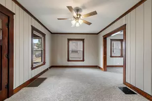 140 Moore St, Jackson, MI 49203 - Photo 12