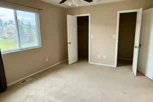 3496 Burbank Dr, Ann Arbor, MI 48105 - Photo 8