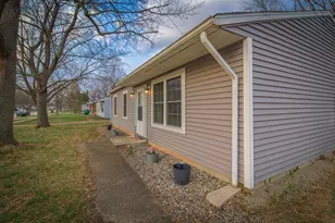 5723 Roanoke St, Portage, MI 49024 - Photo 4