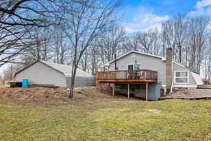 4090 Matthews Rd, Charlotte, MI 48813 - Photo 24