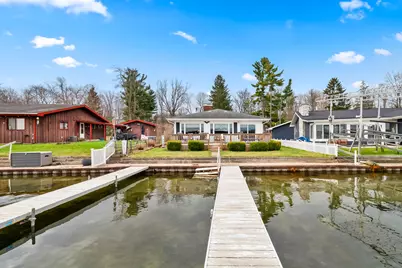 2038 Ash Te Wette Beach Drive, Hillsdale, MI 49242 - Photo 1