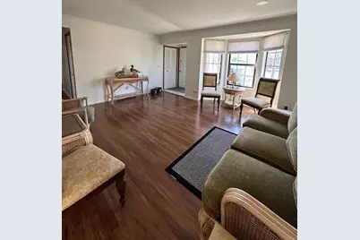 301 Meadow Bridge Drive, Rochester Hills, MI 48307 - Photo 4