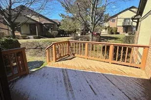 301 Meadow Bridge Dr, Rochester Hills, MI 48307 - Photo 24