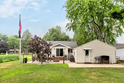 323 S Center Street, Bangor, MI 49013 - Photo 10