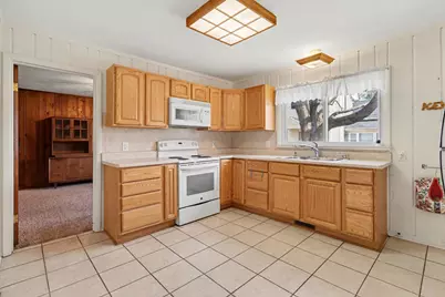 605 S Anderson Street, Plainwell, MI 49080 - Photo 8